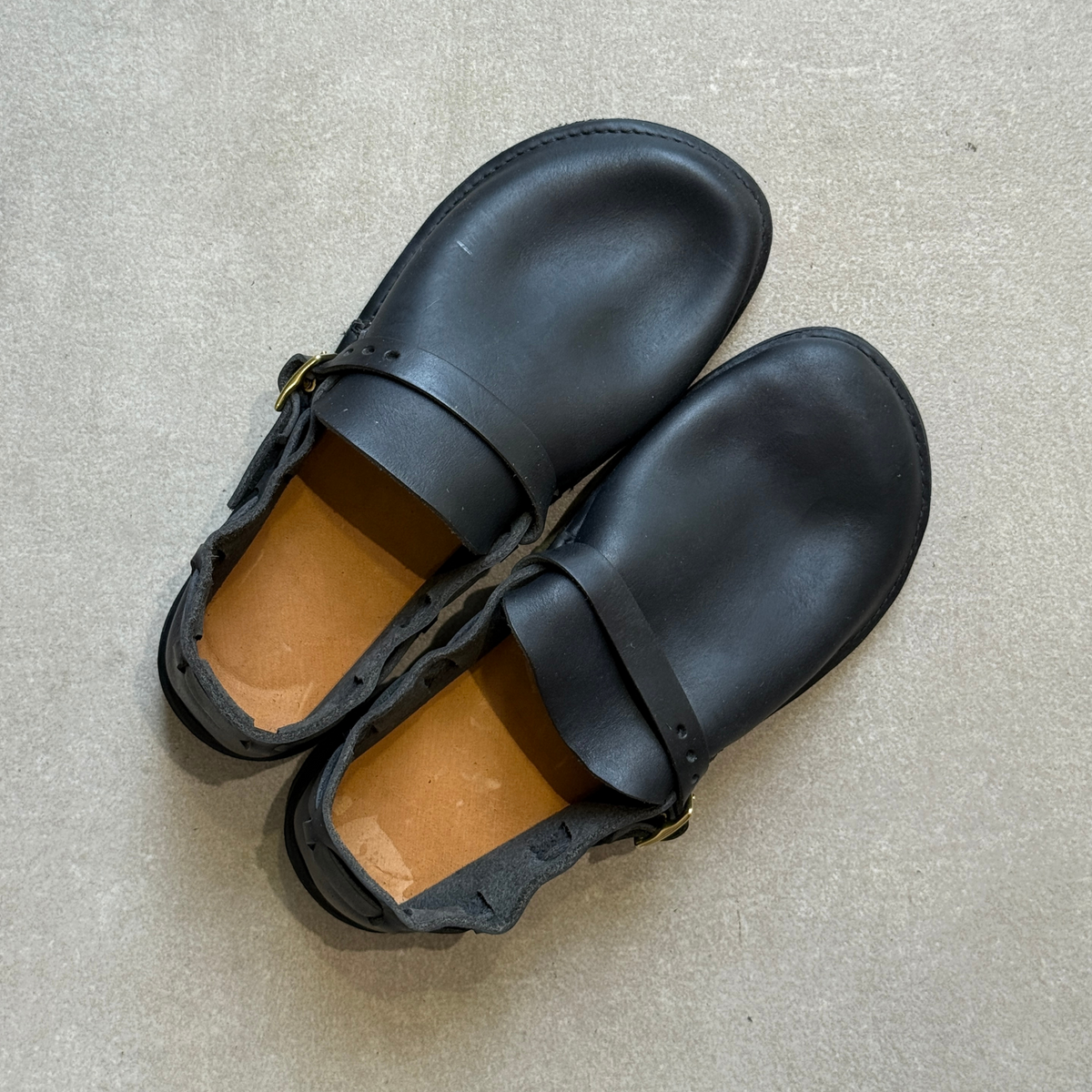 AURORA SHOE CO. - Men's Middle English